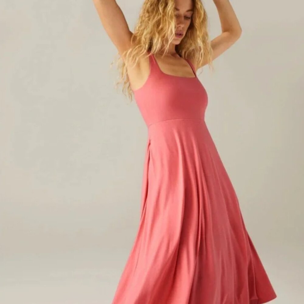 Beyond Yoga Featherweight At The Ready Coral Pink Square Neck Midi Dress